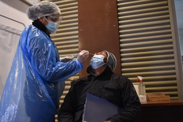 Bolivia reporta reducción de casos de covid y 90 positivos de viruela símica 