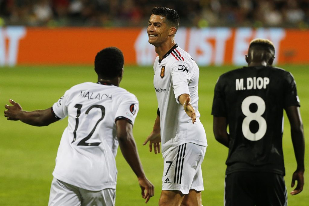 Sancho y Cristiano Ronaldo enderezan el camino europeo del Manchester United El Siglo
