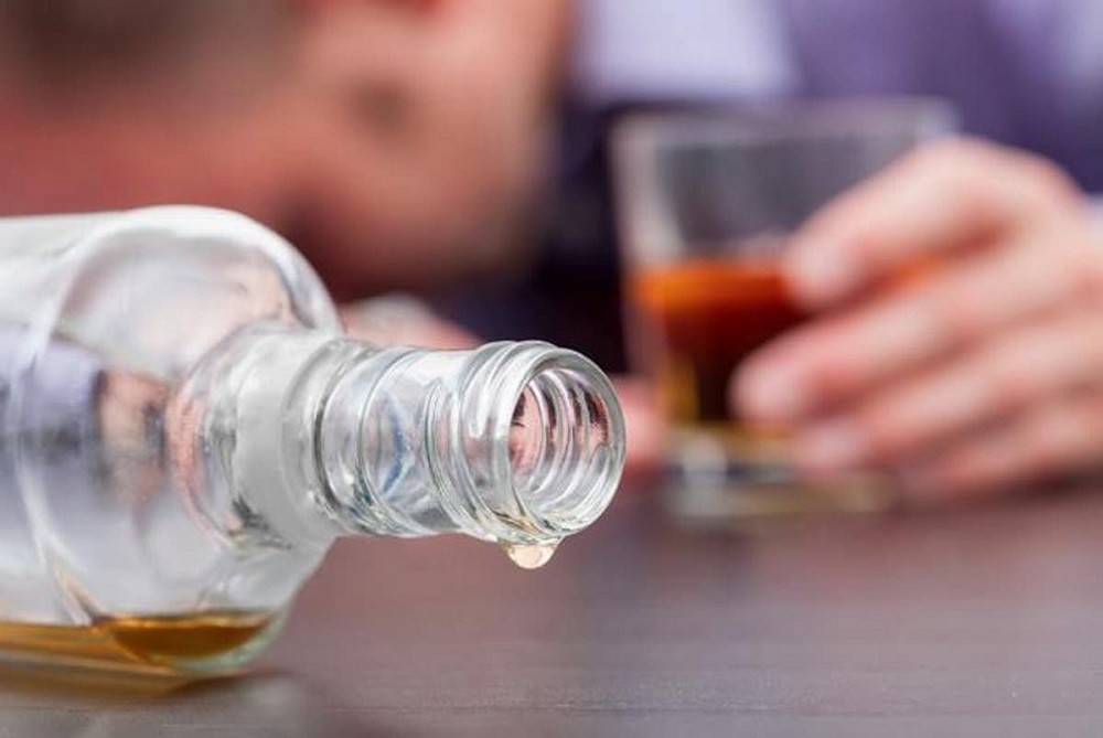 Van 31 fallecidos por consumo de alcohol adulterado en Ecuador - el siglo
