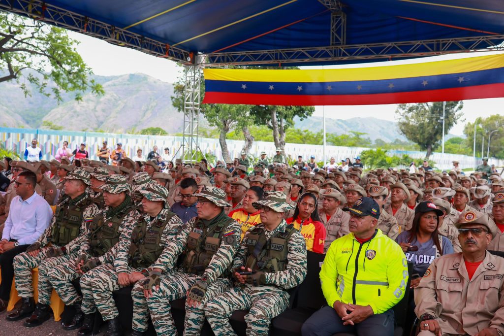 La milicia celebró su XVI aniversario con ascensos y condecoraciones