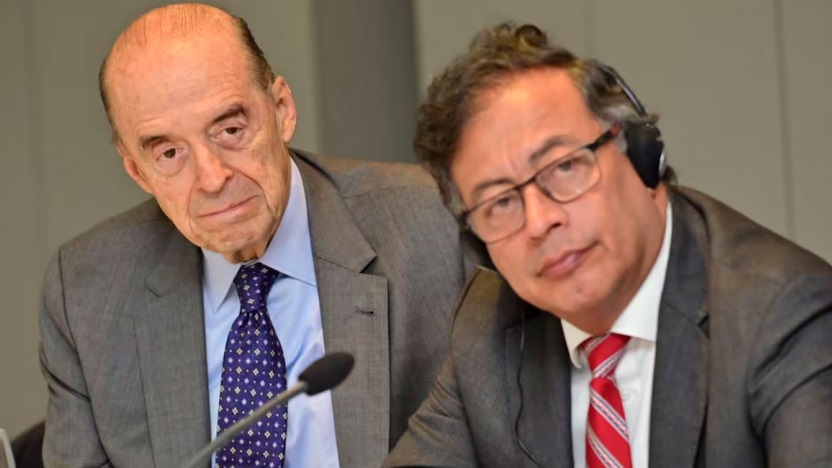 Excanciller colombiano buscó ayuda de EEUU para sacar a Gustavo Petro elsiglo.com.ve