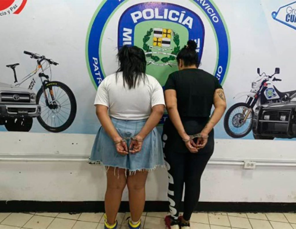Presas dos mujeres por desarmar a un funcionario elsiglo.com.ve