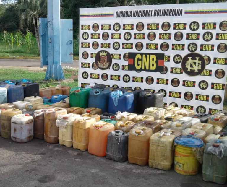 Privados de libertad dos sujetos por contrabando de combustible elsiglo.com.ve