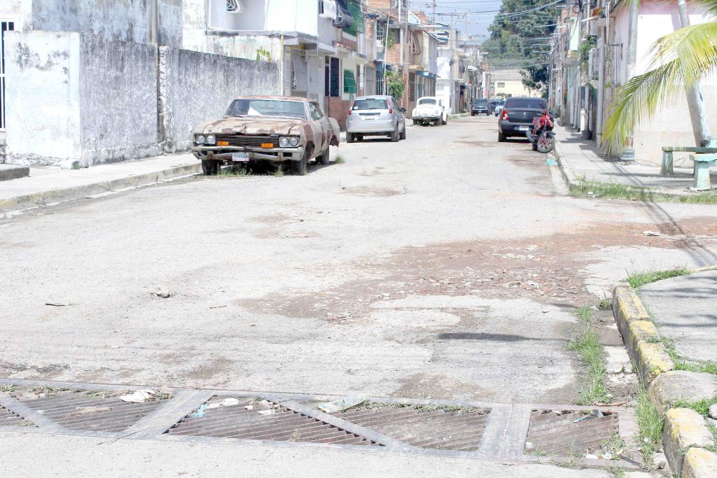 Calles abandonadas predominan en el sector 10 elsiglo.com.ve