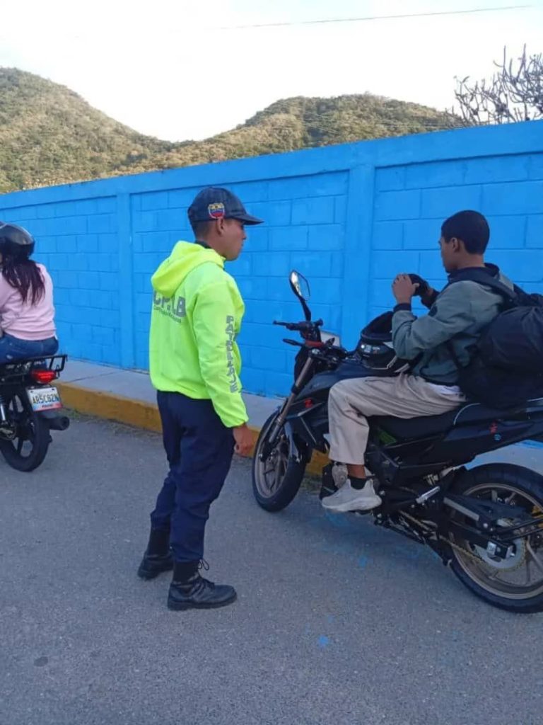PNB ejecutó operativo vehicular en Costa de Oro elsiglo.com.ve