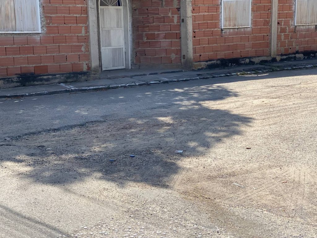 Vecinos de la calle Girardot solicitan con urgencia un plan de asfaltado elsiglo.com.ve