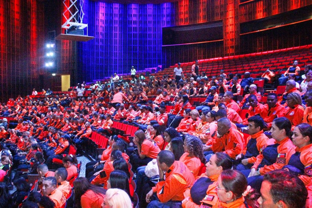 Protección Civil reconoció a más de 250 funcionarios en Aragua elsiglo.com.ve