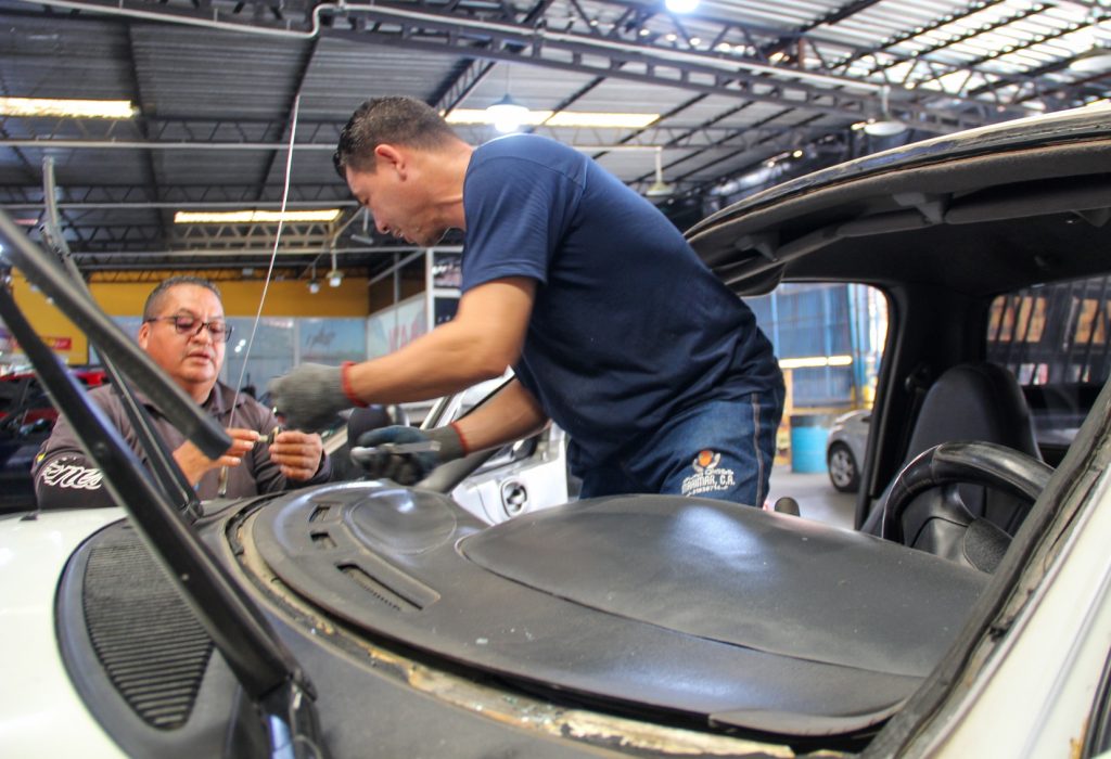 Auto Glass Marimar rumbo a sus 20 años elsiglo.com.ve