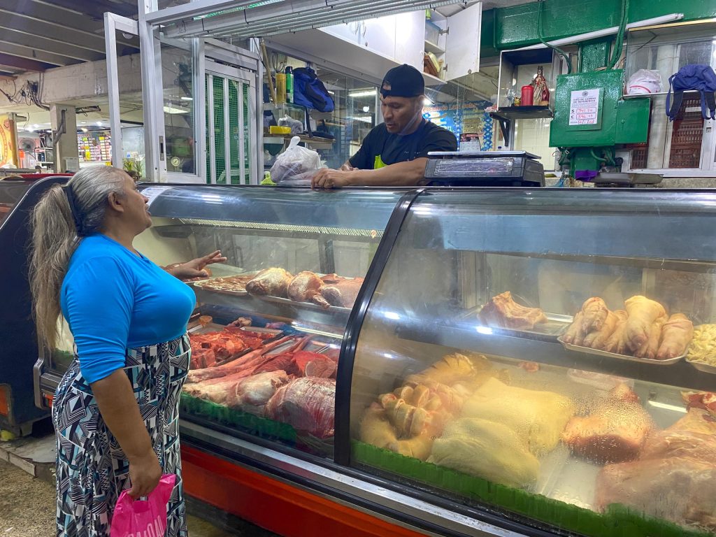 Consumidores sorprendidos por baja en el precio de la carne elsiglo.com.ve