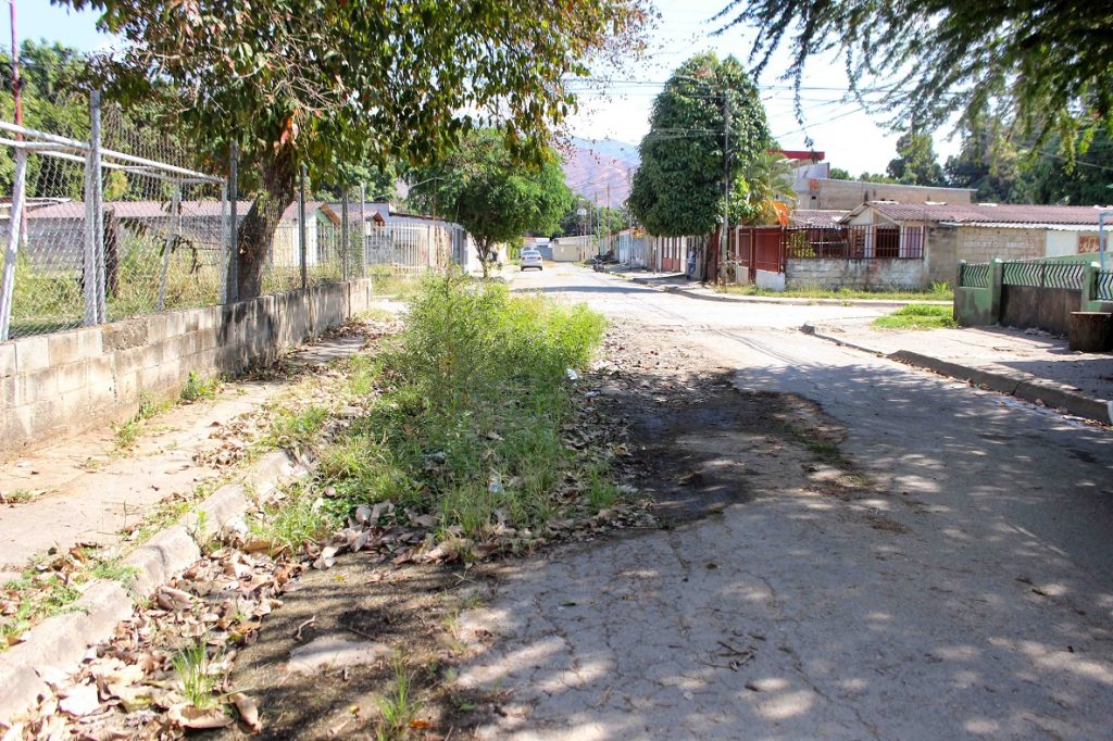 Vecinos denuncian abandono en esquina Negro Primero y Valencia elsiglo.com.ve
