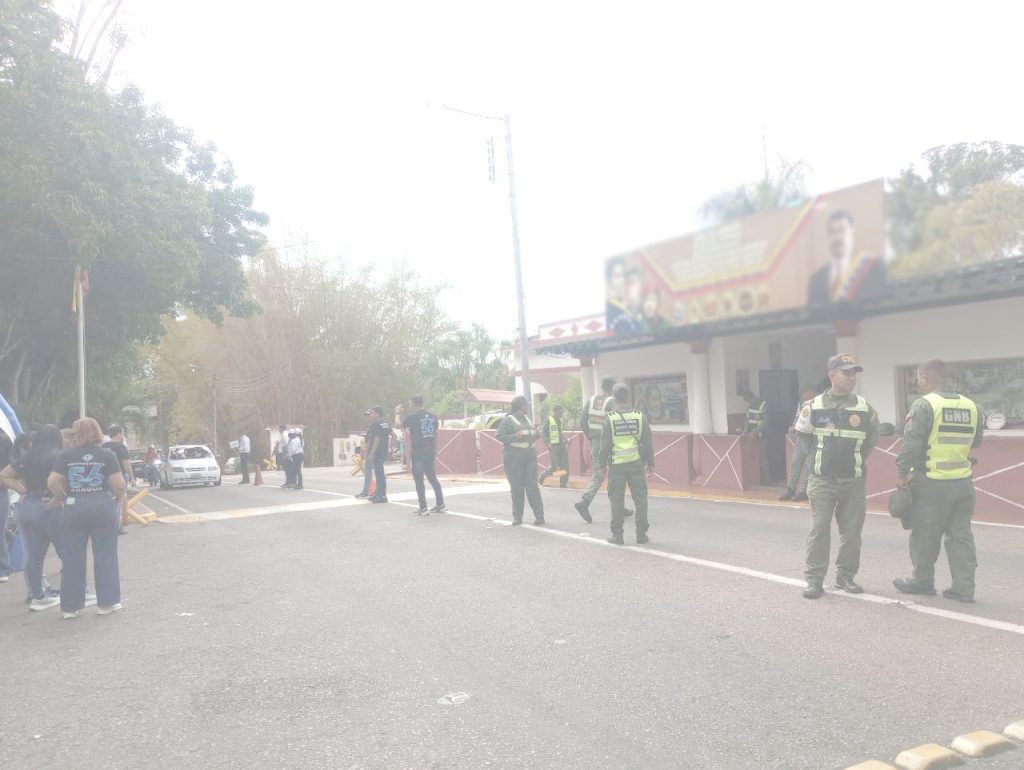 Gobierno coordina operativo vial en las principales rutas turísticas de Aragua elsiglo.com.ve
