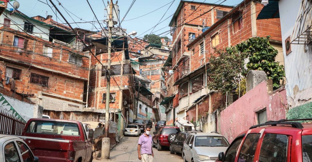 Ejecutaron triple homicidio de un auto en la zona 3 del sector José Félix Ribas elsiglo.com.ve