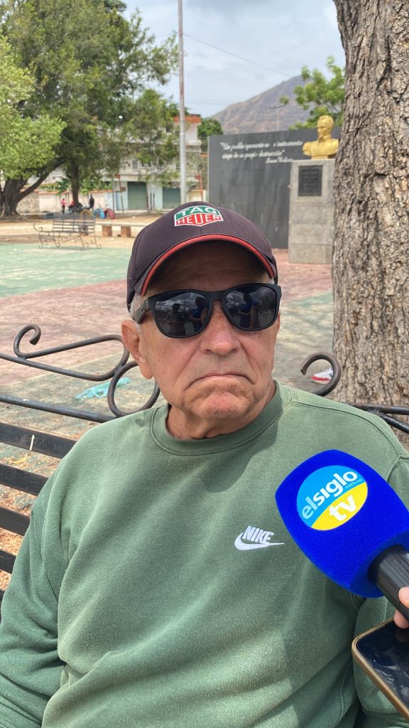 Habitantes de El Limón convierten la plaza en refugio ante los apagones elsiglo.com.ve