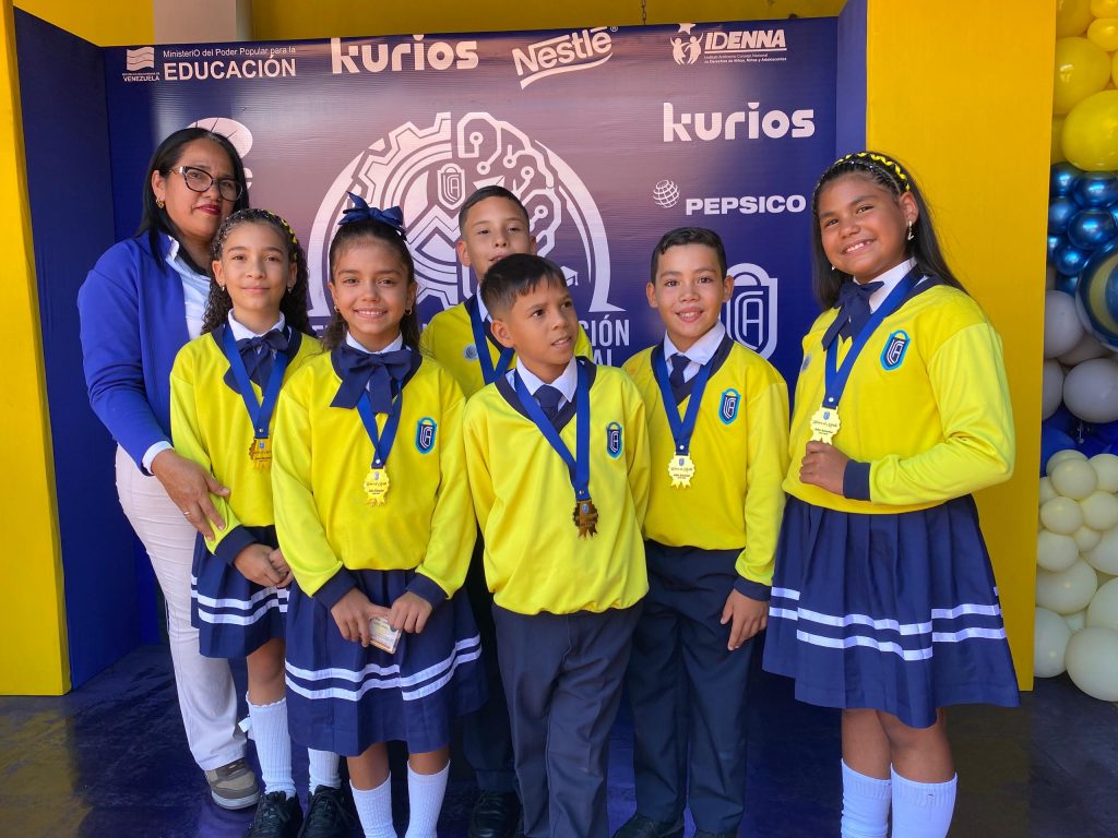 Estudiantes mostraron proyectos innovadores sobre IA