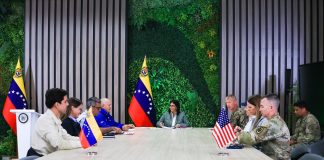 Delcy Rodríguez recibió en Caracas al líder del equipo de Asistencia y Rescate ante Desastres (Dart) de EE.UU.