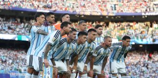 Argentina debuta con autoridad ante Argelia