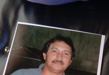 Tragedia en Belén dejó un muerto y dos personas lesionadas La víctima fatal quedó identificada como Franklin Villarte Pérez, de 59 años de edad. Según relató su sobrina, su tío retornaba de comprar unos perros calientes, acompañado de uno de sus hijos menores, cuando ocurrió el trágico hecho. Por causas aún no determinadas, impactó su moto contra un carro en el que se desplazaba una pareja.
