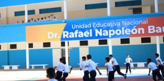 Ministerio para la Educación suspende actividades escolares en toda Venezuela tras sismos