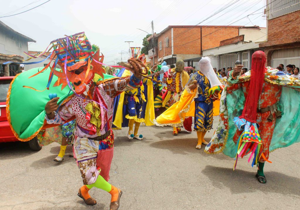 Diablos Danzantes se rindieron ante el Santísimo Sacramento elsiglo.com.ve