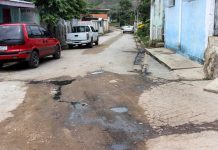 En Las Brisas tienen más de tres años con las cloacas colapsadas