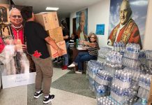 Amor y solidaridad fluyen hacia los centros de acopio de Maracay