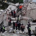 El Colegio de Ingenieros de Venezuela despliega brigadas técnicas tras los recientes sismos A través de un comunicado oficial, el CIV precisó que se encuentra en la fase de organización y despliegue de brigadas de ingenieros altamente calificados. Estos profesionales tendrán la tarea inmediata de inspeccionar el estado físico de los inmuebles para determinar con precisión su habitabilidad y operatividad, minimizando así los riesgos de nuevos incidentes ante posibles réplicas.
