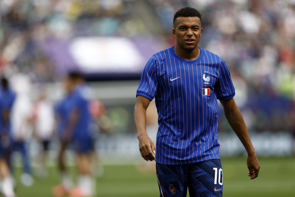 Mbappé cumple 100 partidos con Francia elsiglo.com.ve