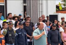 Alcalde La Cruz activó Comando Unificado de Sucesos Adversos en Las Tejerías De igual forma, el mandatario municipal anunció el despliegue inmediato de los equipos de servicios públicos y la organización de brigadas voluntarias destinadas a apoyar las labores de rescate en los estados vecinos más afectados.