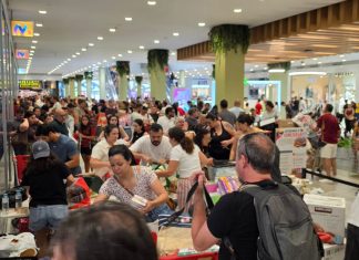 Venezolanos en Madrid se unen en cadena solidaria para ayudar a afectados por terremotos Venezolanos en Madrid se unen en cadena solidaria para ayudar a afectados por terremotos