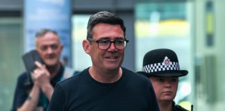 Andy Burnham confirma que se presentará para suceder a Starmer Andy Burnham confirma que se presentará para suceder a Starmer