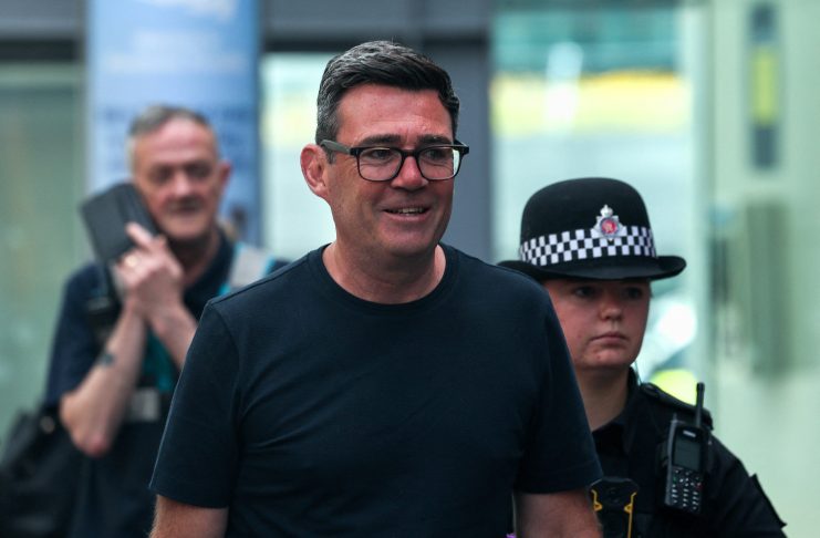 Andy Burnham confirma que se presentará para suceder a Starmer Andy Burnham confirma que se presentará para suceder a Starmer