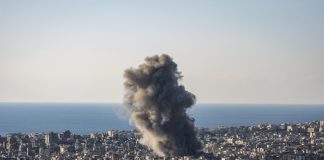 Al menos dos muertos y cuatro heridos en ataque israelí contra suburbios al sur de Beirut Al menos dos muertos y cuatro heridos en ataque israelí contra suburbios al sur de Beirut