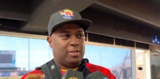 Criollitos de La Guaira reporta el fallecimiento de 100 peloteritos Sojo explicó que las cifras se siguen actualizando minuto a minuto a medida que las distintas divisas reportan el estado de sus peloteros. "Es una tragedia y un dolor tan descomunal que no va a tener remedio alguno", expresó el dirigente deportivo, visiblemente quebrado por el llanto.