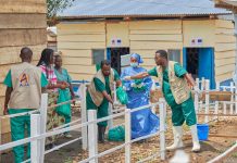 La República Democrática del Congo eleva a 896 los casos confirmados de ébola