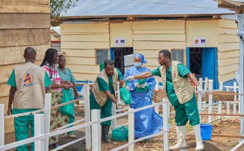 La República Democrática del Congo eleva a 896 los casos confirmados de ébola