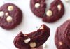 GALLETAS RED VELVET CON CHISPAS DE CHOCOLATE