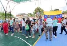 Beneficiados más de 3 mil abuelos en Los Hornos La actividad reunió a diversos organismos e instituciones del Estado, quienes ofrecieron servicios orientados a mejorar la calidad de vida de los abuelos y abuelas de las comunidades adyacentes, en una iniciativa que también contempló actividades culturales y recreativas.