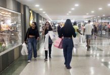 Maracay vivió una jornada de compras récord por el Día del Padre