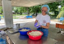 «Arepazo solidario» mantiene apoyo alimentario a familias afectadas "Arepazo solidario" mantiene apoyo alimentario a familias afectadas