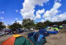 Entre refugios y esperanza renacen cientos de familias en Caracas