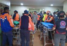 Tres técnicos lesionados al caerse un ascensor Tres técnicos lesionados al caerse un ascensor