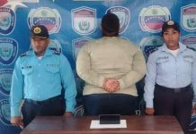 Aprehendida concejal por agredir a una docente