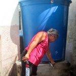Vecinos de La Coromoto sufren por falta de agua