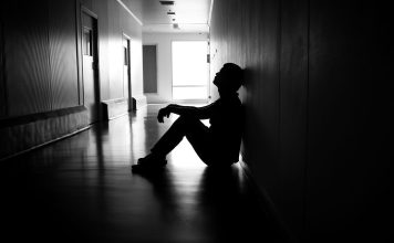 Los suicidios triplican a los homicidios en Argentina y preocupan a especialistas Los suicidios triplican a los homicidios en Argentina y preocupan a especialistas