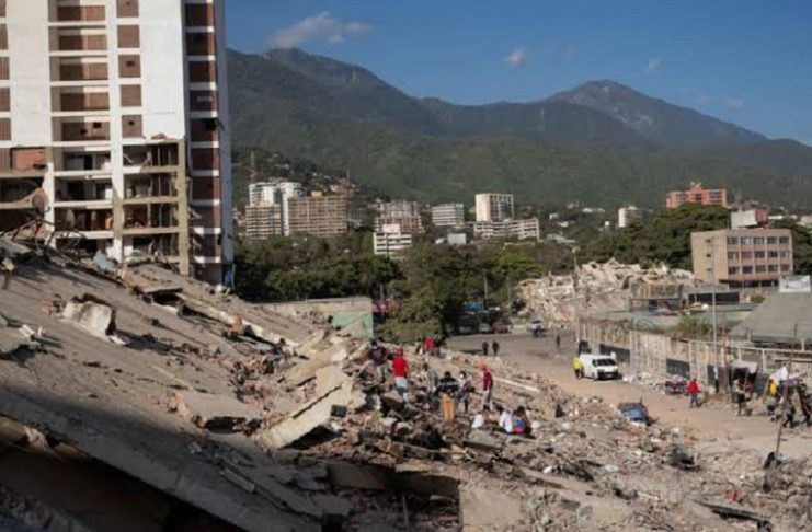 Perú confirma siete connacionales desaparecidos y tres muertos en Venezuela por terremotos