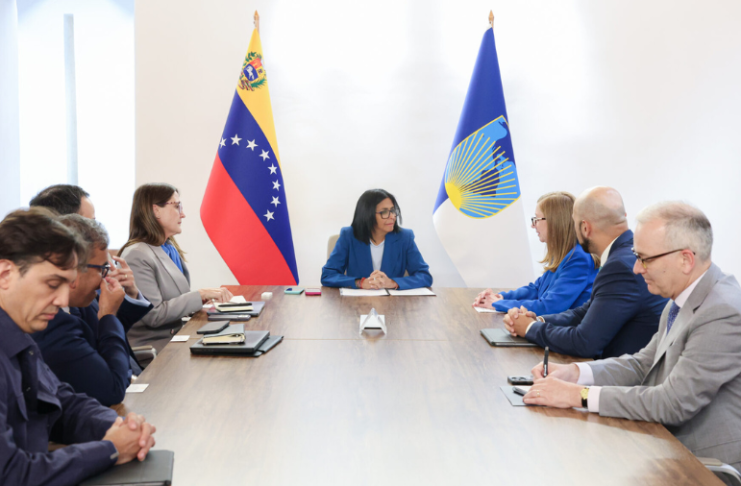 Venezuela y el BID acuerdan hoja de ruta para la reconstrucción económica y social